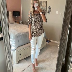 Juniors Leopard Print Top w/ arms cutout